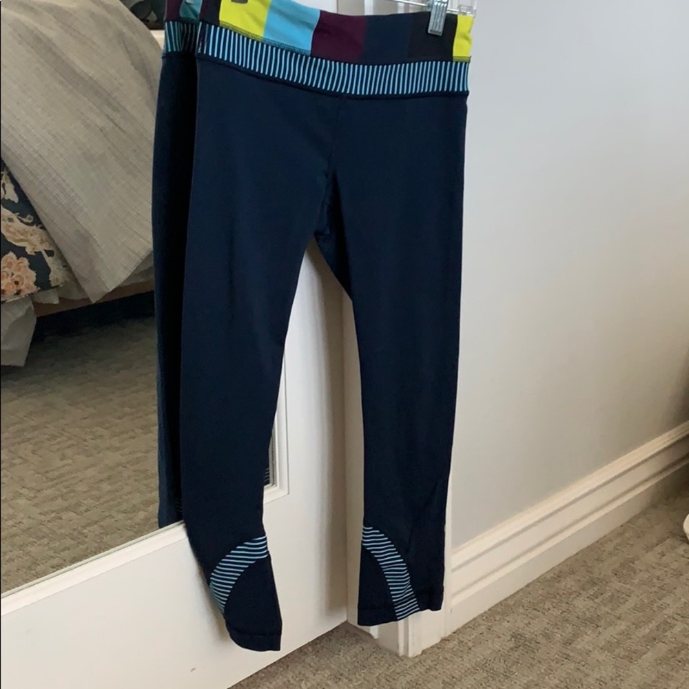 Lululemon Inspire crop